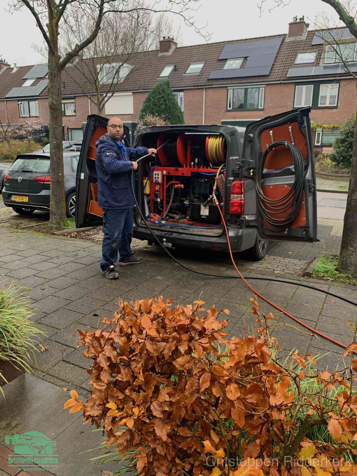 Rioolservice in de wijk in Ridderkerk