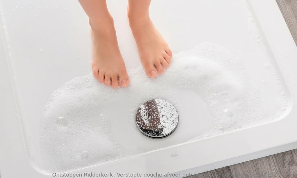 Verstopte douche afvoer ontstoppen Ridderkerk: doe het zelf